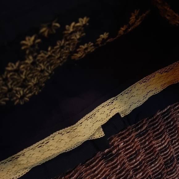 Anthropologie Floreat Size 4 Fennel Flower Embroidered Floral Pencil Skirt Black - Picture 7 of 11